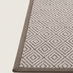 Op maat gemaakt buitenkleed fijn geweven met diamant patroon beige en bruine accenten